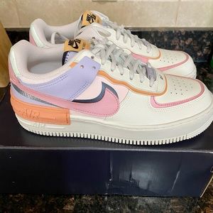 Nike Air Force 1 shadow